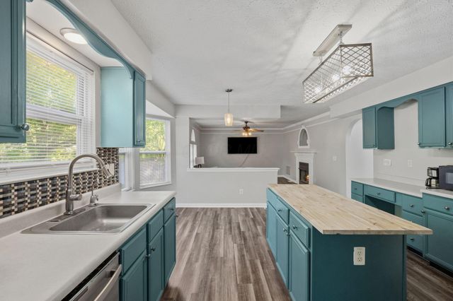 8168 Slate Ridge Boulevard, Reynoldsburg, OH 43068