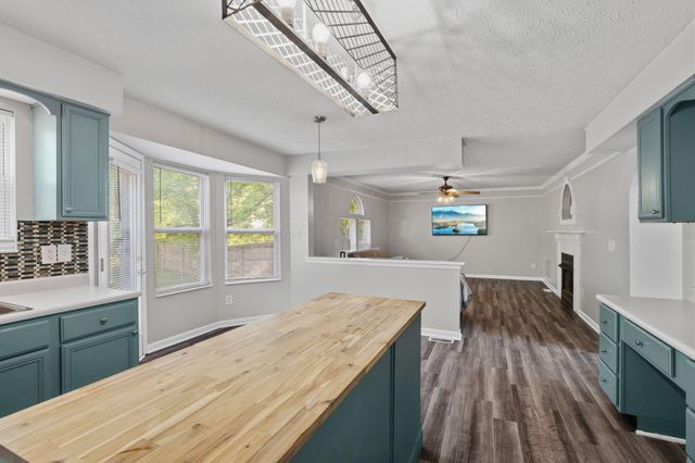 8168 Slate Ridge Boulevard, Reynoldsburg, OH 43068