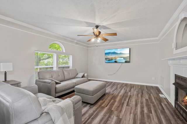 8168 Slate Ridge Boulevard, Reynoldsburg, OH 43068
