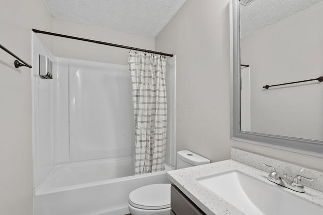 8168 Slate Ridge Boulevard, Reynoldsburg, OH 43068