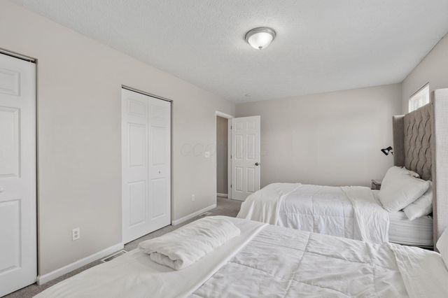 8168 Slate Ridge Boulevard, Reynoldsburg, OH 43068