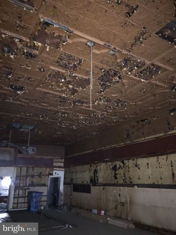 28 N 2ND ST, Columbia, PA 17512