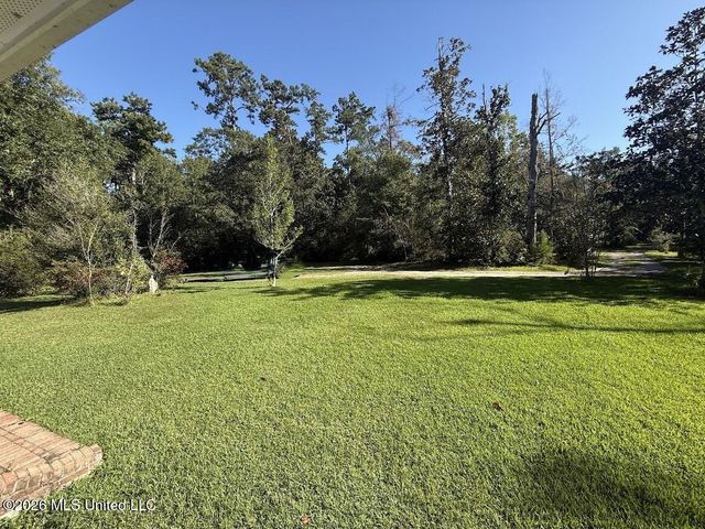 7071 Bayou Talla Lane, Kiln, MS 39556