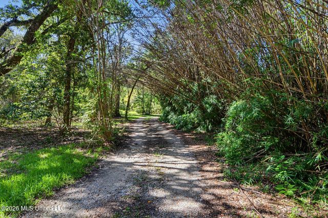 7071 Bayou Talla Lane, Kiln, MS 39556
