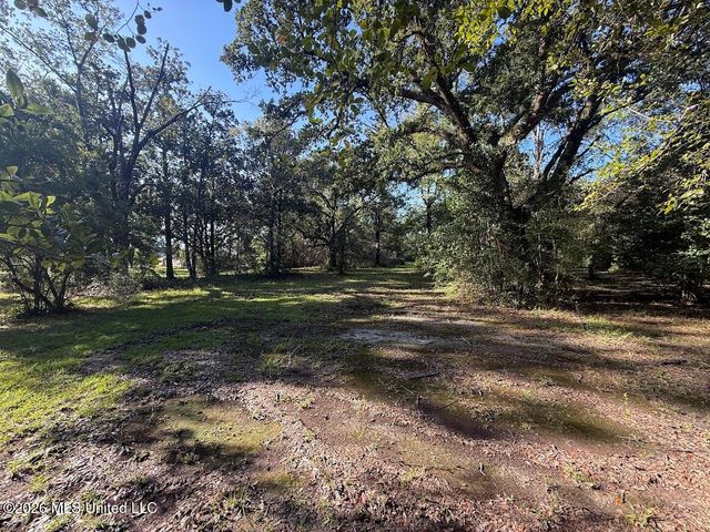 7071 Bayou Talla Lane, Kiln, MS 39556