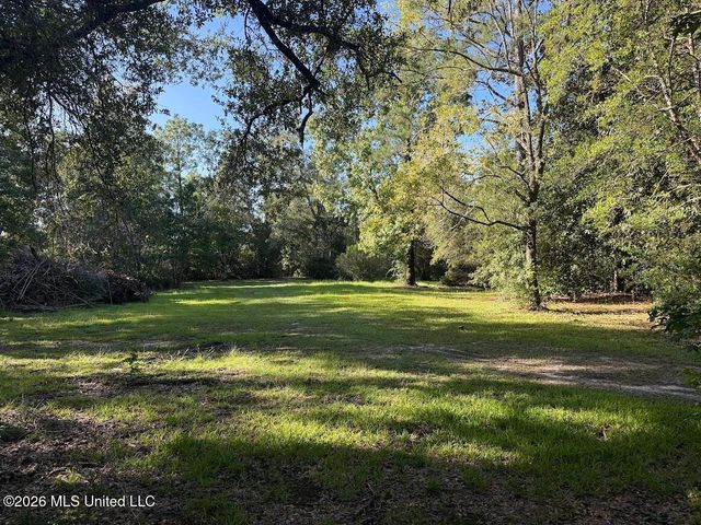 7071 Bayou Talla Lane, Kiln, MS 39556