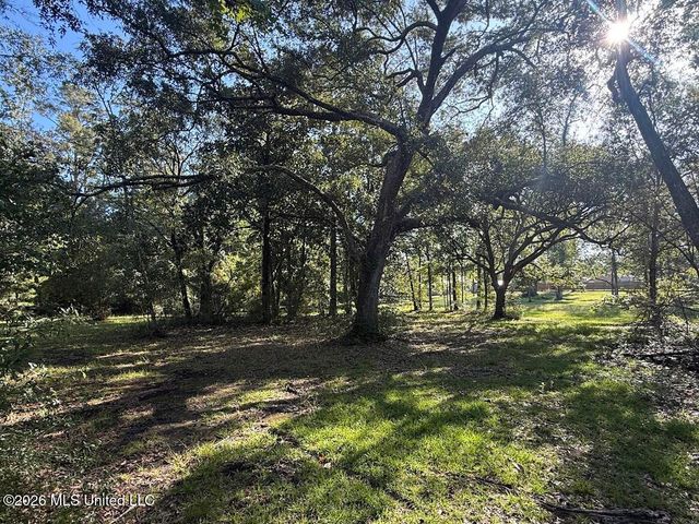 7071 Bayou Talla Lane, Kiln, MS 39556