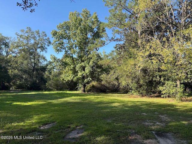 7071 Bayou Talla Lane, Kiln, MS 39556
