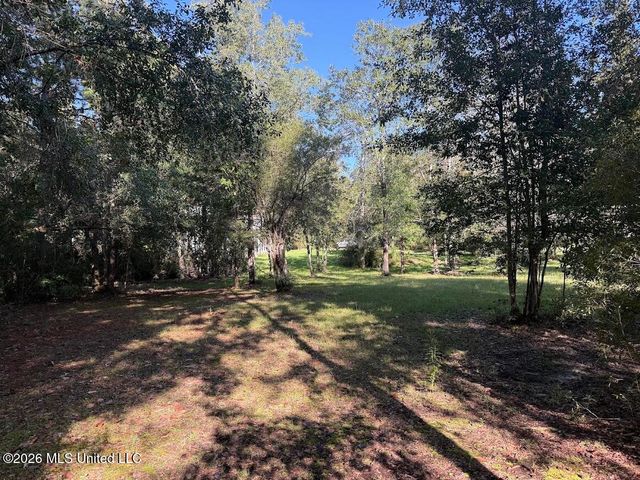 7071 Bayou Talla Lane, Kiln, MS 39556