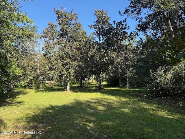 7071 Bayou Talla Lane, Kiln, MS 39556