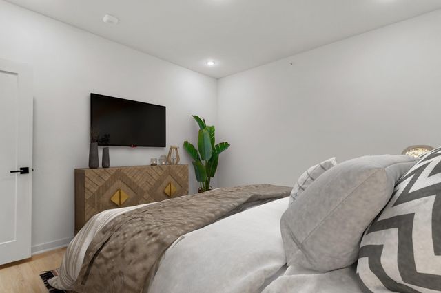 100 W Mockingbird LN, Austin, TX 78745