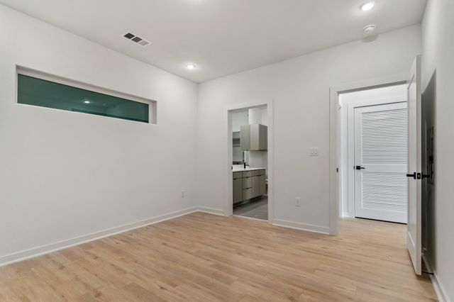 100 W Mockingbird LN, Austin, TX 78745