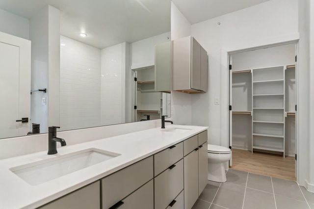 100 W Mockingbird LN, Austin, TX 78745