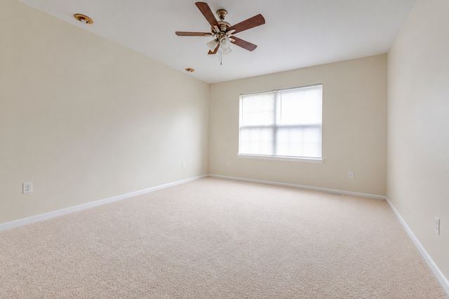21258 W Cascade Court, Plainfield, IL 60544