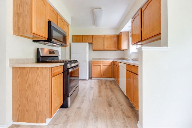 21258 W Cascade Court, Plainfield, IL 60544
