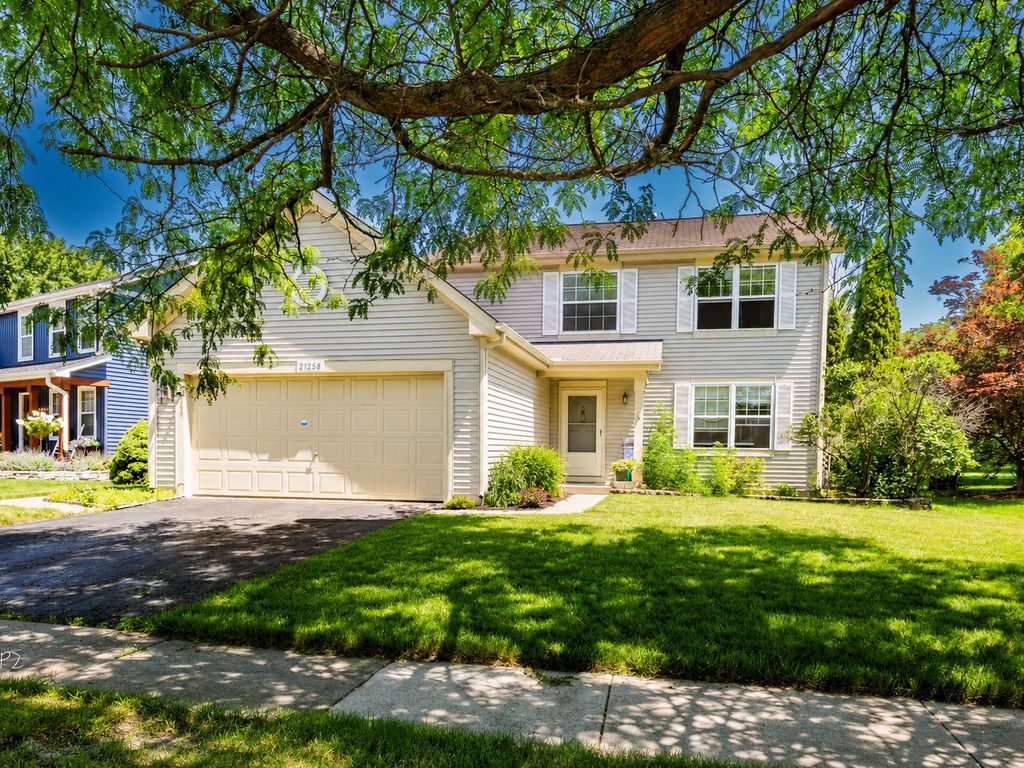 21258 W Cascade Court, Plainfield, IL 60544