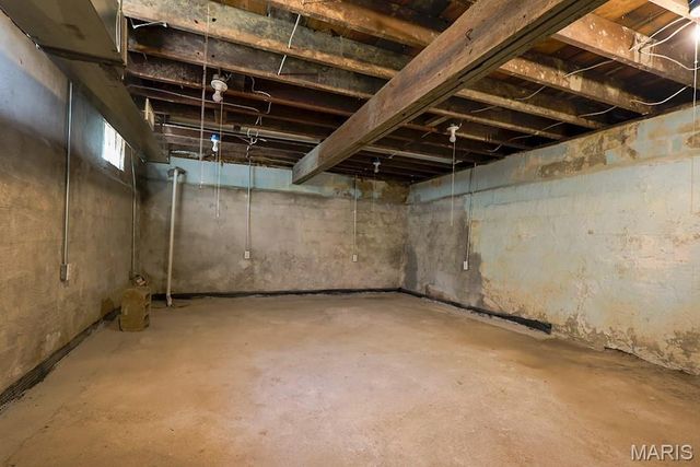 5444 Janet Avenue, Jennings, MO 63136