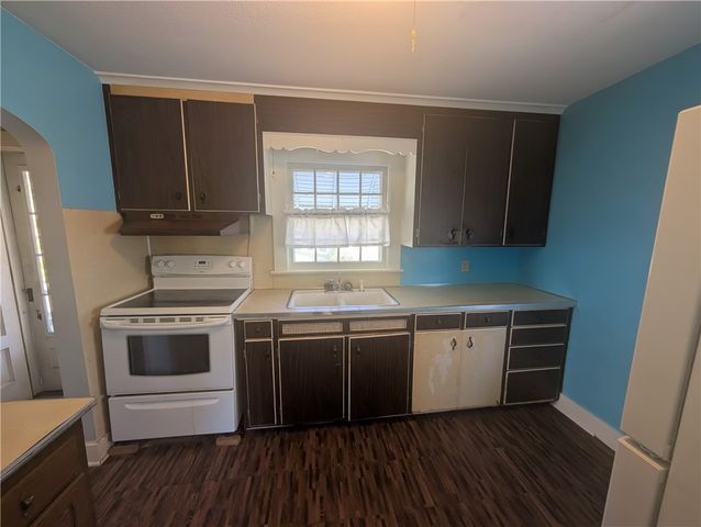 28 Rosedale Avenue, Bradford City, PA 16701