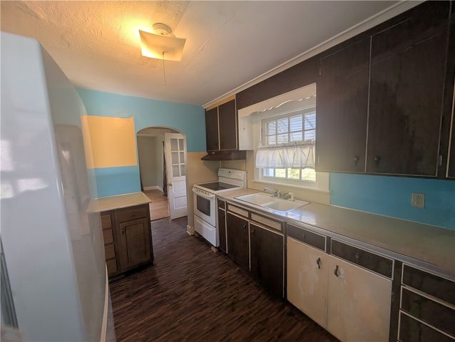 28 Rosedale Avenue, Bradford City, PA 16701