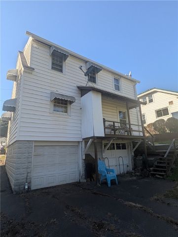 28 Rosedale Avenue, Bradford City, PA 16701