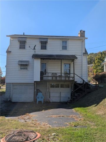 28 Rosedale Avenue, Bradford City, PA 16701