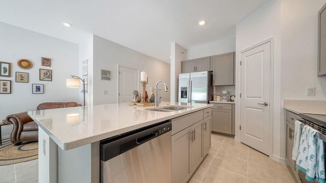 9068 DRIVEN SNOW STREET, Sarasota, FL 34241