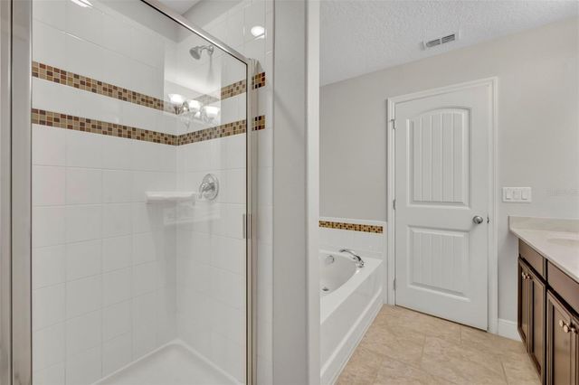4209 OAKVIEW DRIVE, Davenport, FL 33837