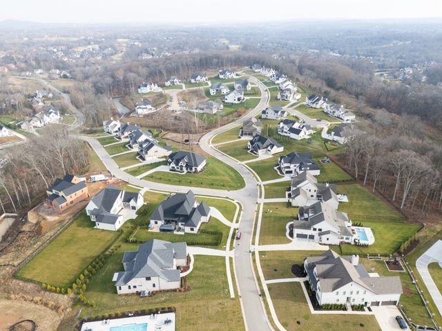 1580 Eastwood Dr, Brentwood, TN 37027