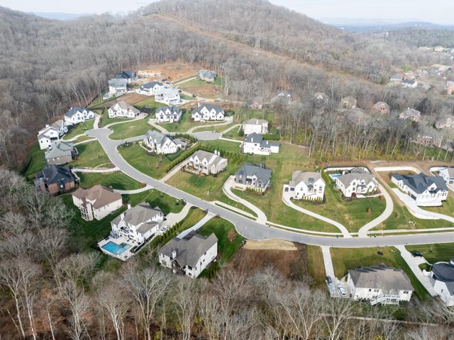 1580 Eastwood Dr, Brentwood, TN 37027