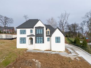 1580 Eastwood Dr, Brentwood, TN 37027