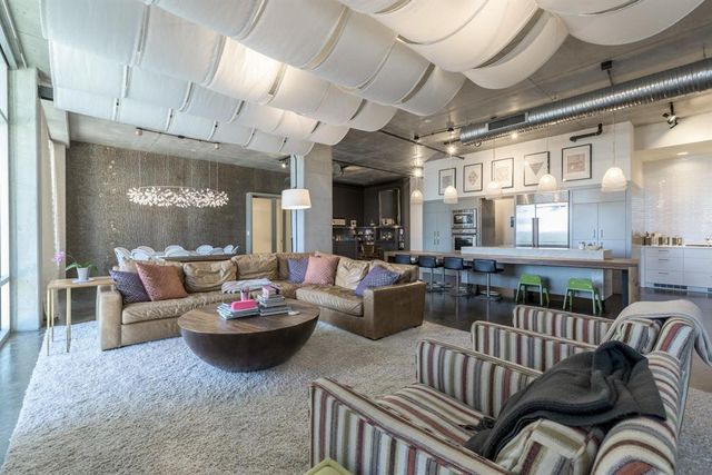 800 W 5th ST 1007, Austin, TX 78701