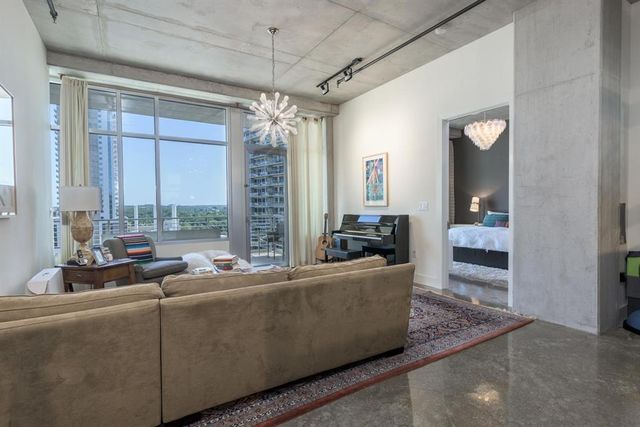 800 W 5th ST 1007, Austin, TX 78701