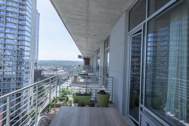 800 W 5th ST 1007, Austin, TX 78701