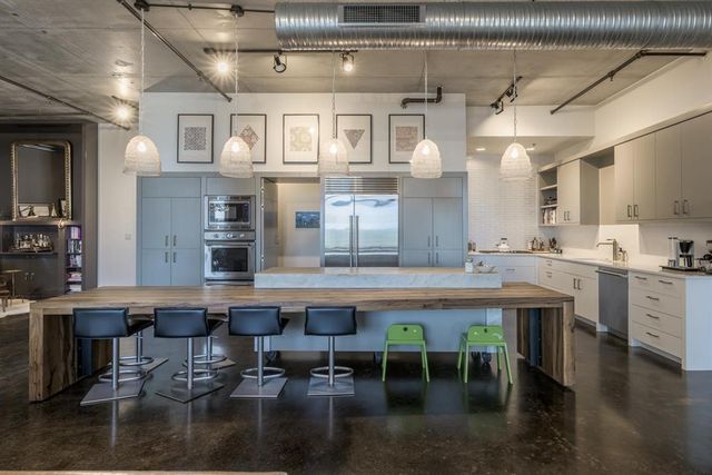 800 W 5th ST 1007, Austin, TX 78701