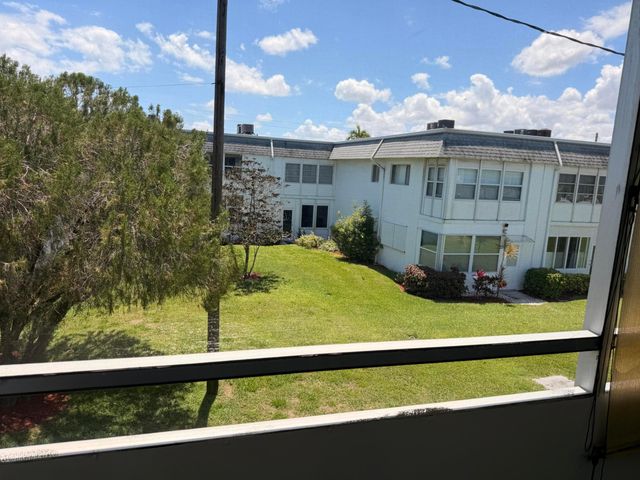 3322 Cynthia Lane 207, Lake Worth Beach, FL 33461