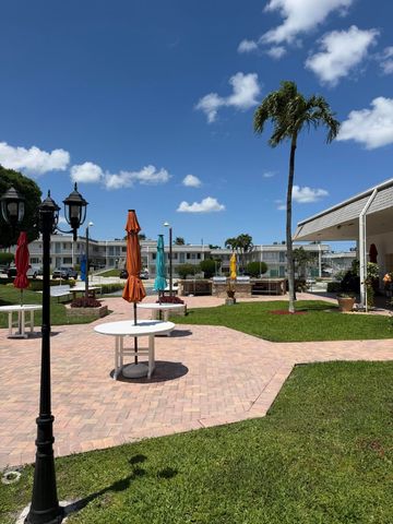 3322 Cynthia Lane 207, Lake Worth Beach, FL 33461