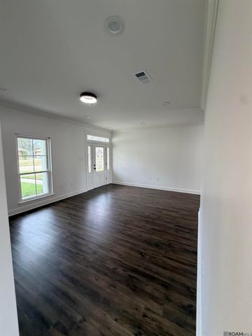 15814 Woodwick Ave, Baton Rouge, LA 70816