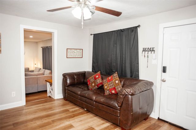 212 Penn Street, Waxahachie, TX 75165