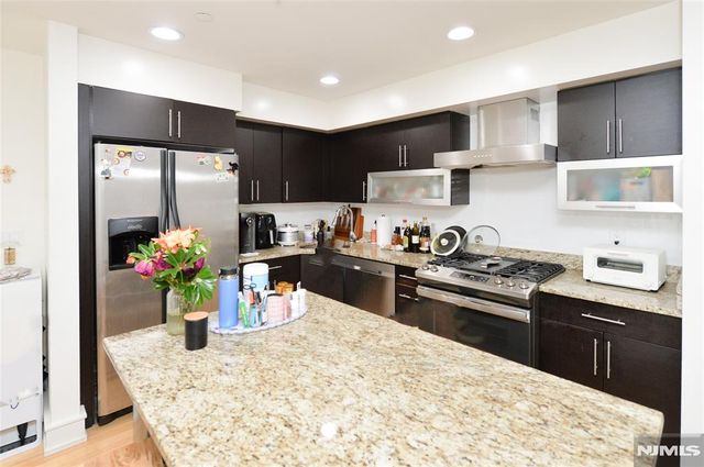 310 Cliff Lane 3F, Cliffside Park, NJ 07010