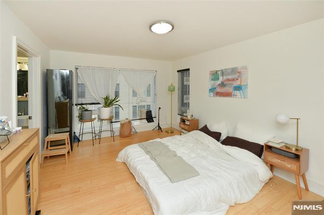 310 Cliff Lane 3F, Cliffside Park, NJ 07010