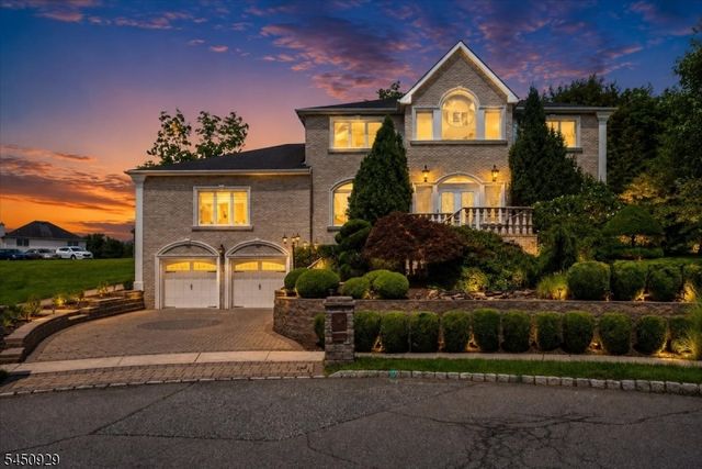12 Byron Ct, Parsippany-troy Hills Twp., NJ 07054