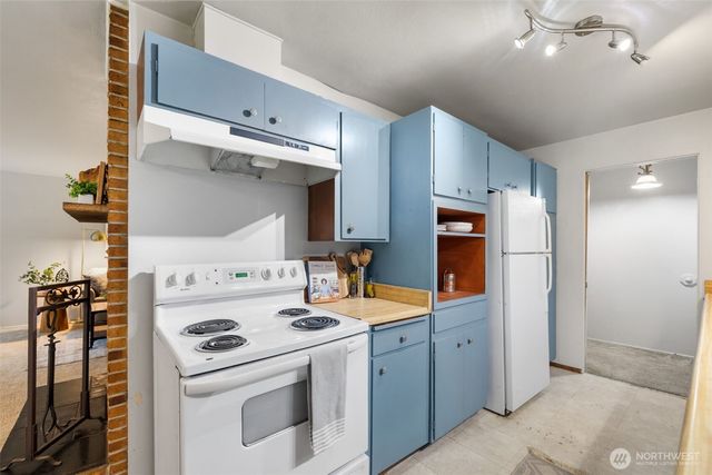 9315 Westview Drive SW, Lakewood, WA 98498