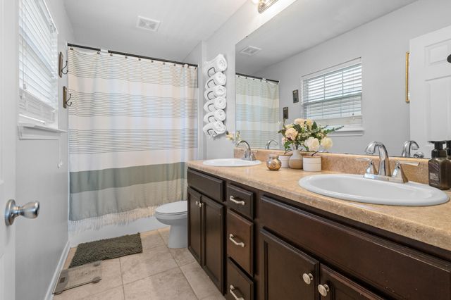 104 Lear Court, Crestview, FL 32539