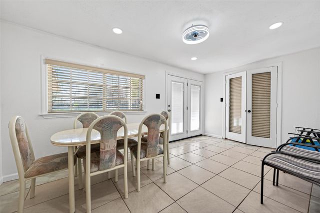 13902 Ambrose Street, Houston, TX 77045