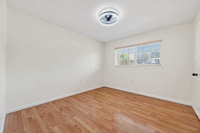 13902 Ambrose Street, Houston, TX 77045