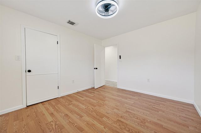 13902 Ambrose Street, Houston, TX 77045