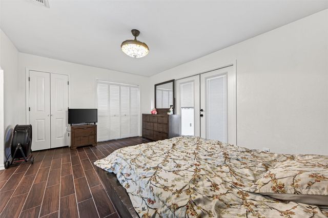 13902 Ambrose Street, Houston, TX 77045