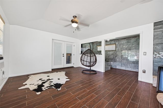 13902 Ambrose Street, Houston, TX 77045