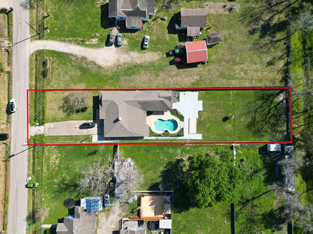 13902 Ambrose Street, Houston, TX 77045