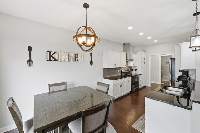 100 Minnow Cove Court, Nicholasville, KY 40356